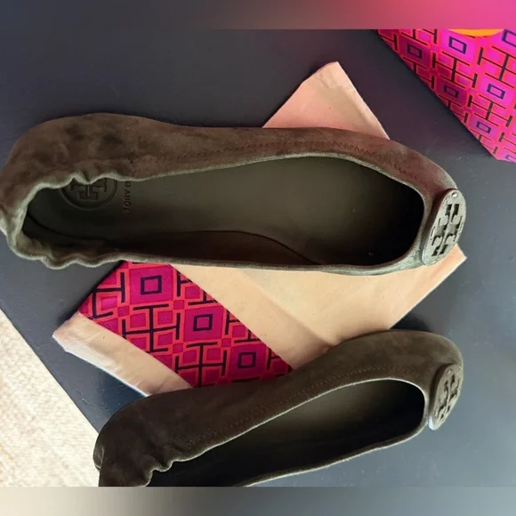 Tory Burch Minnie Travel Suede Green Flats - Picture 5 of 8